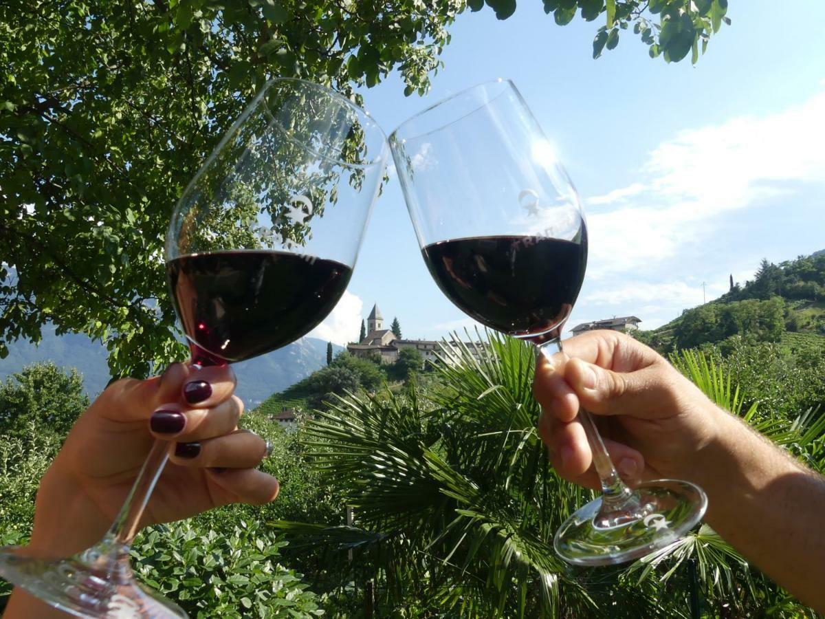 Sonnenhof Ferienwohnungen Tramin an der Weinstraße Exterior foto